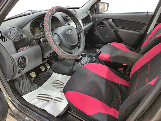 Lada (ВАЗ) Granta, 2015 года, пробег 101749 км