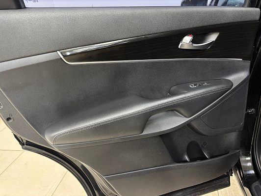 Kia Sorento, 2018 года, пробег 129591 км