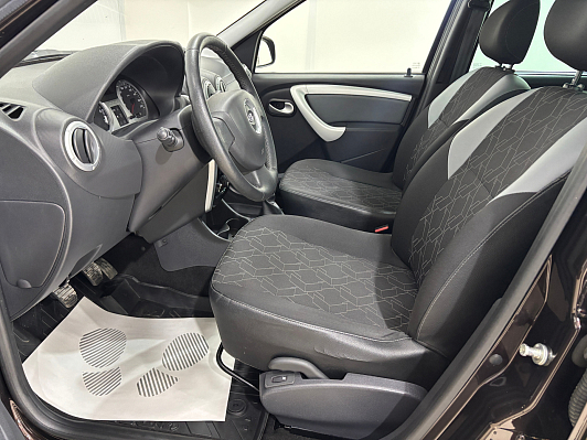 Lada (ВАЗ) Largus Luxe (7 мест), 2020 года, пробег 63076 км