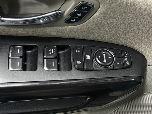 Kia Carnival, 2020 года, пробег 137609 км