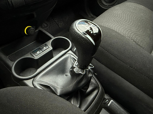 Lada (ВАЗ) Kalina Luxe Navi Glonass 21947-52-21V, 2015 года, пробег 135000 км