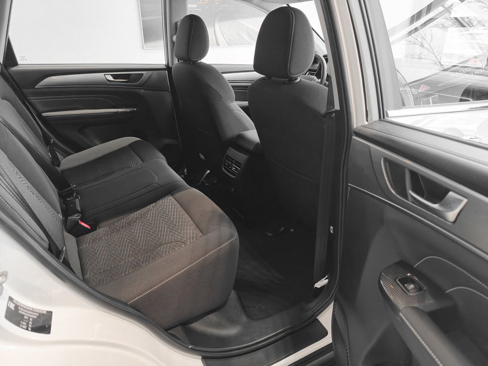 Haval M6 Оптимум, белый