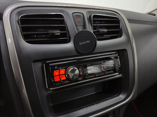 Renault Logan Confort, 2015 года, пробег 97473 км