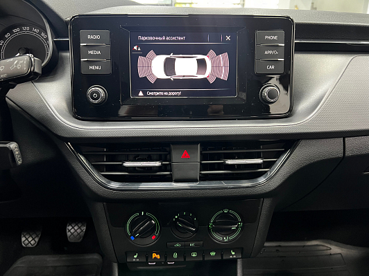 Skoda Rapid Active, 2021 года, пробег 43000 км