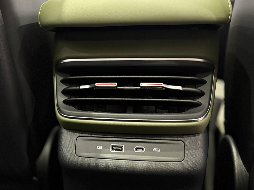 Hongqi HS3 Комфорт (Comfort), зеленый