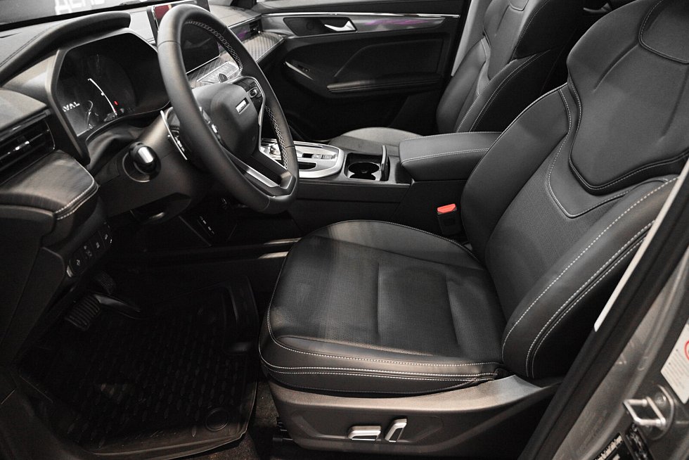 Haval Jolion Оптимум, серый