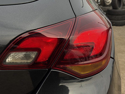 Opel Astra Cosmo, 2012 года, пробег 145236 км