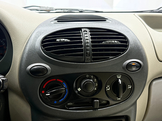 Lada (ВАЗ) Kalina, 2011 года, пробег 182709 км