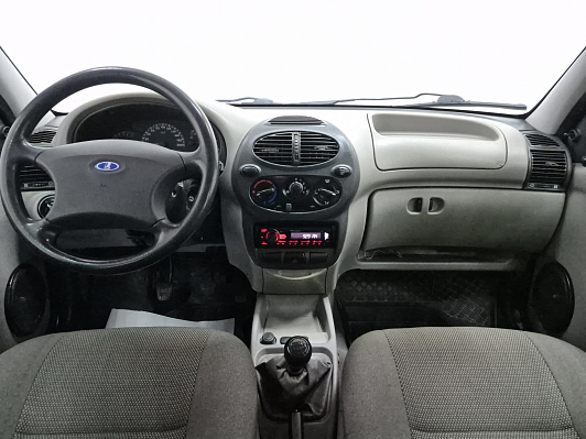 Lada (ВАЗ) Kalina, 2010 года, пробег 195947 км