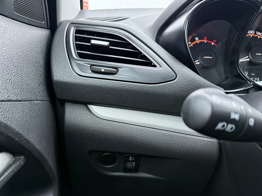 Lada (ВАЗ) Vesta Comfort, 2021 года, пробег 95117 км