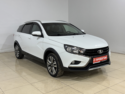 Lada (ВАЗ) Vesta Luxe Multimedia, 2022 года, пробег 37565 км