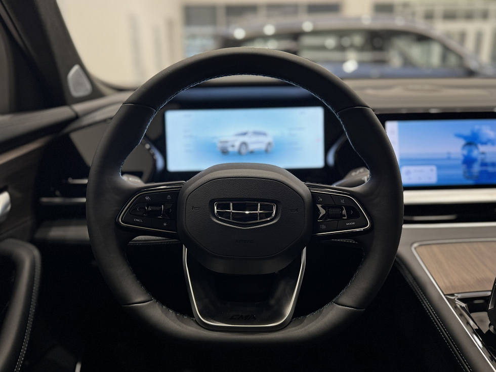 Geely Monjaro Flagship SE, черный