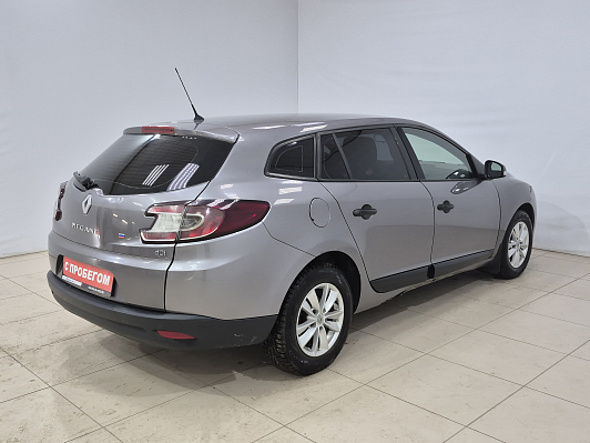 Renault Megane, 2010 года, пробег 235128 км