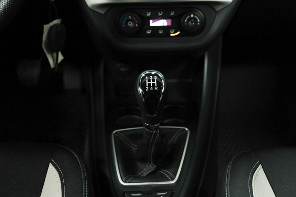 Lada (ВАЗ) Vesta Comfort, 2019 года, пробег 53000 км