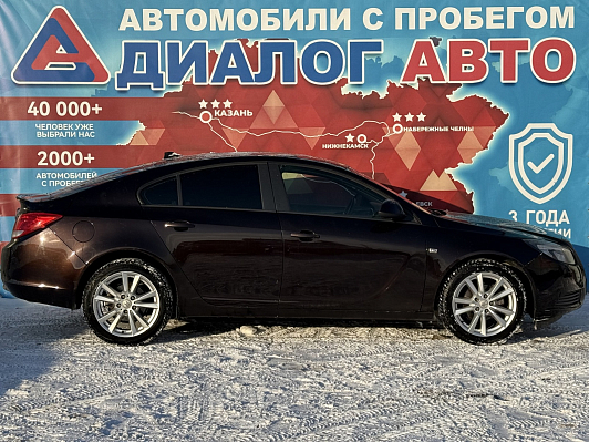 Opel Insignia Essentia, 2013 года, пробег 236000 км