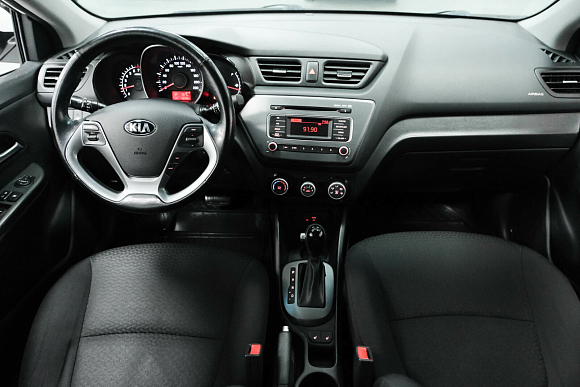Kia Rio Prestige, 2015 года, пробег 48270 км