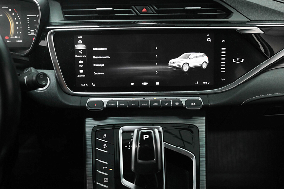 Geely Atlas Pro Luxury, 2023 года, пробег 99500 км