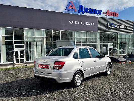 Lada (ВАЗ) Granta, 2018 года, пробег 141953 км