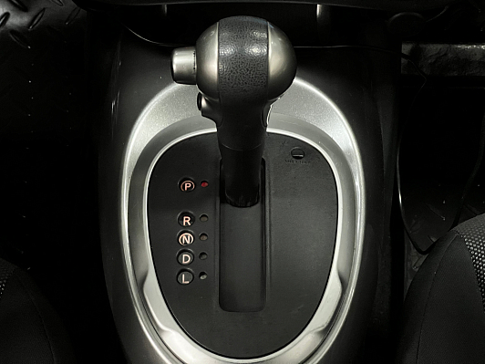 Nissan Juke SE Sport, 2012 года, пробег 175696 км