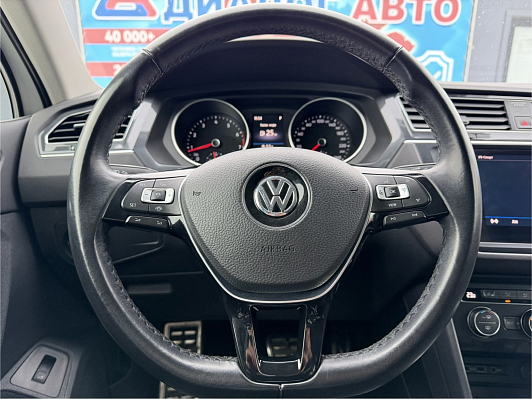 Volkswagen Tiguan Exclusive, 2019 года, пробег 77830 км