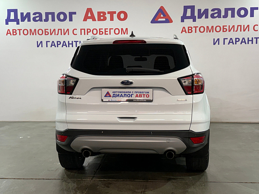 Ford Kuga, 2016 года, пробег 101400 км