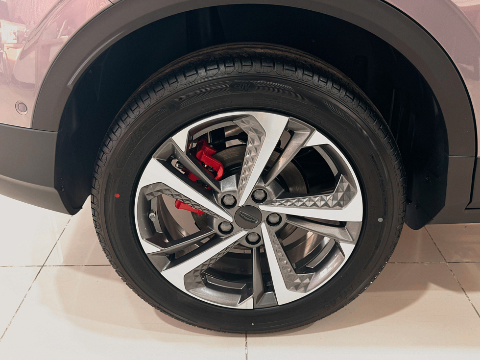 Geely Coolray Exclusive, серый