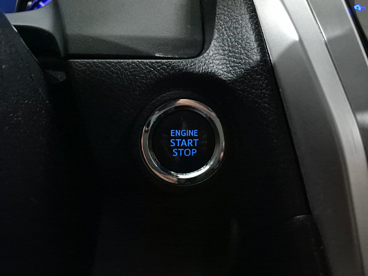 Toyota Camry Exclusive, 2017 года, пробег 131582 км