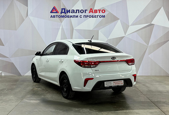 Kia Rio Luxe, 2018 года, пробег 125338 км