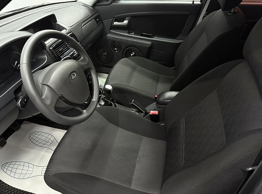 Lada (ВАЗ) Priora Standard 21702-40-050, 2017 года, пробег 112373 км