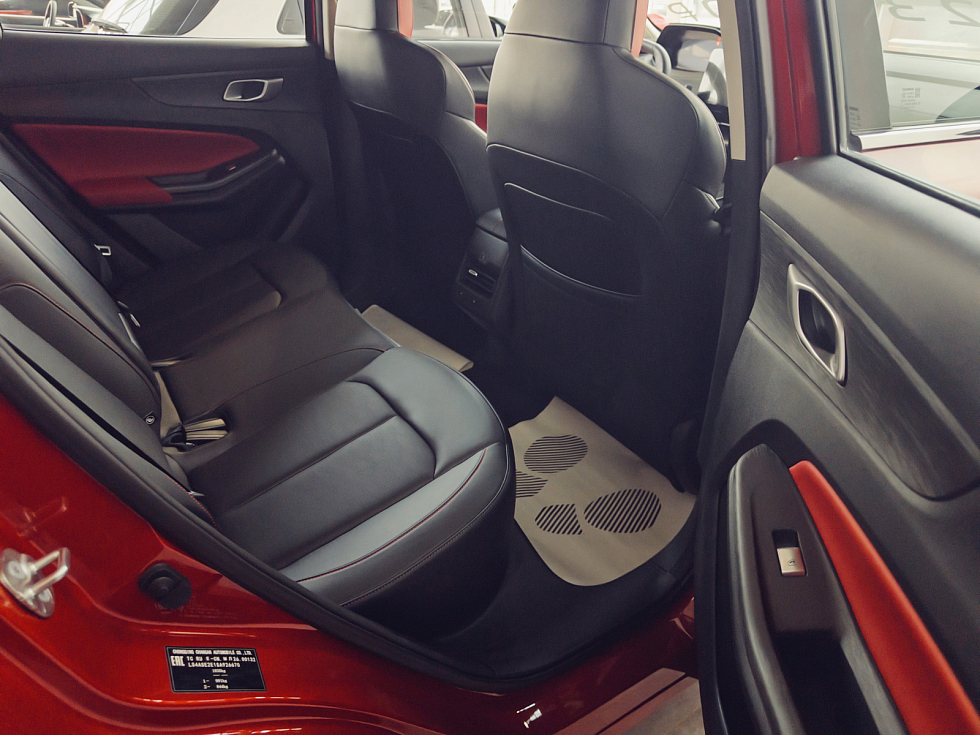 Changan UNI-S (CS55 Plus) Техно, красный