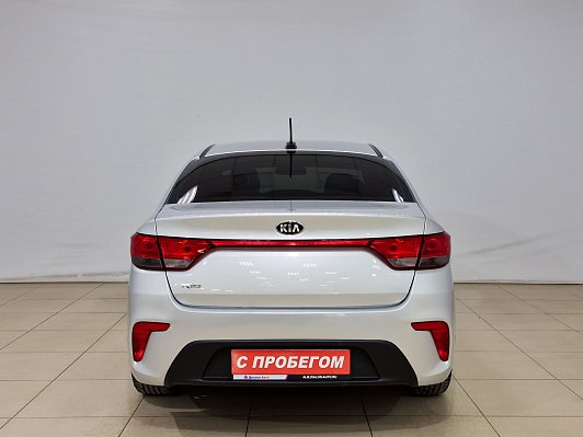 Kia Rio Luxe RED Line, 2017 года, пробег 143070 км
