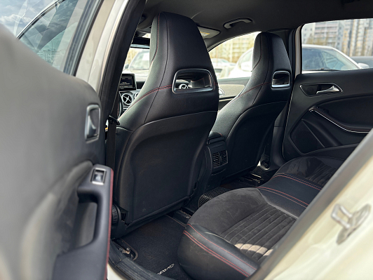 Mercedes-Benz GLA GLA 250 4MATIC Особая серия, 2015 года, пробег 177393 км