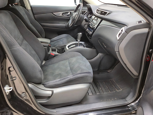 Nissan X-Trail SE, 2015 года, пробег 180373 км