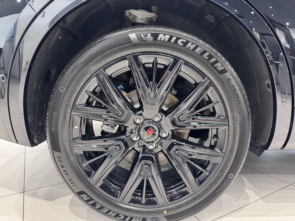 Hongqi HS5 Делюкс (Deluxe), черный