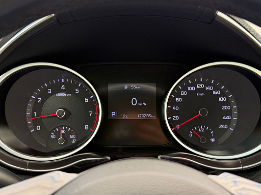 Kia Ceed Luxe, 2019 года, пробег 170000 км