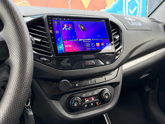 Lada (ВАЗ) Vesta Comfort, 2017 года, пробег 136000 км