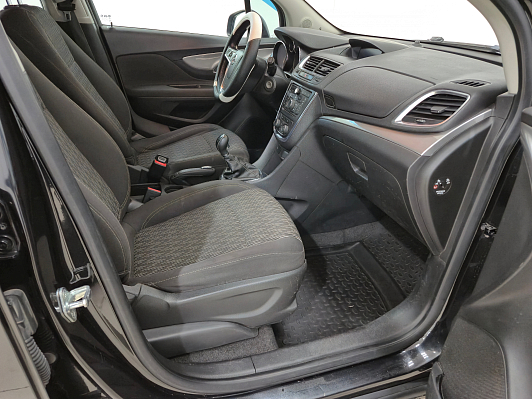 Opel Mokka Essentia, 2013 года, пробег 196140 км