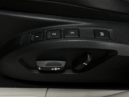 Volvo V40 Cross Country, 2013 года, пробег 156000 км