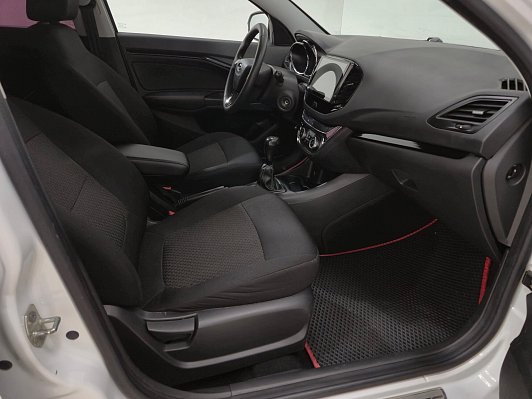 Lada (ВАЗ) Vesta Comfort, 2017 года, пробег 137903 км