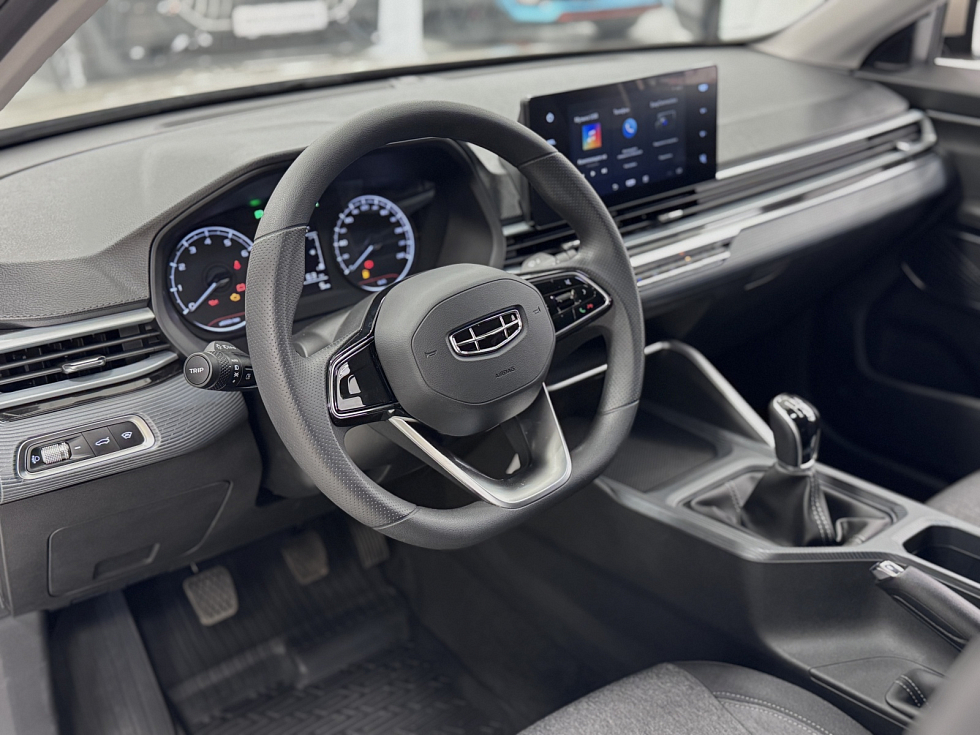 Geely Emgrand Flagship, бежевый