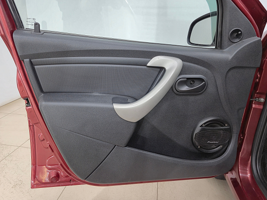 Renault Logan Expression, 2011 года, пробег 114916 км