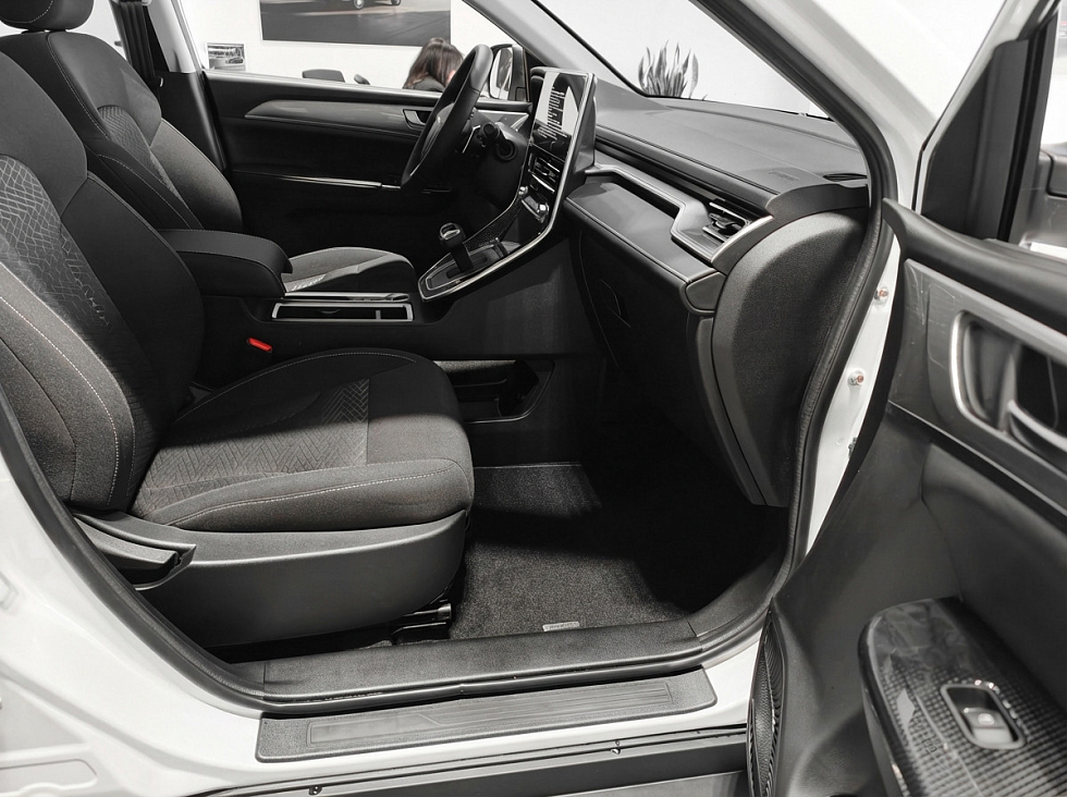 Haval M6 Оптимум, белый