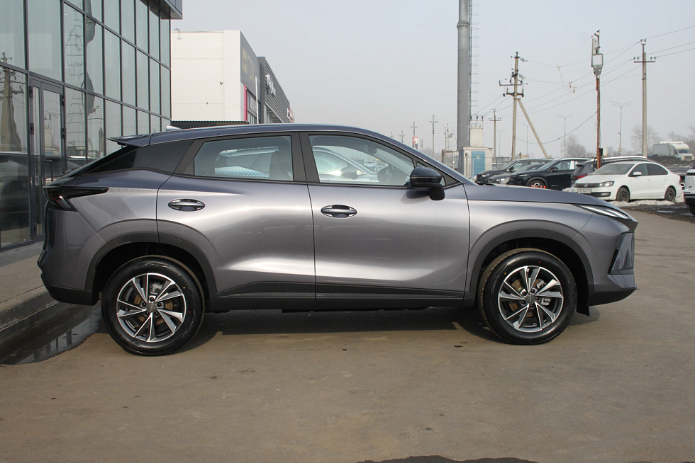 Omoda C5 Стиль, серый