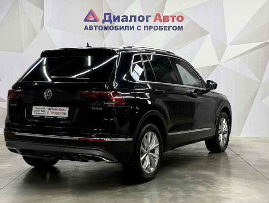 Volkswagen Tiguan Highline, 2018 года, пробег 124500 км