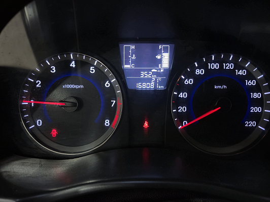 Hyundai Solaris Active, 2016 года, пробег 168079 км