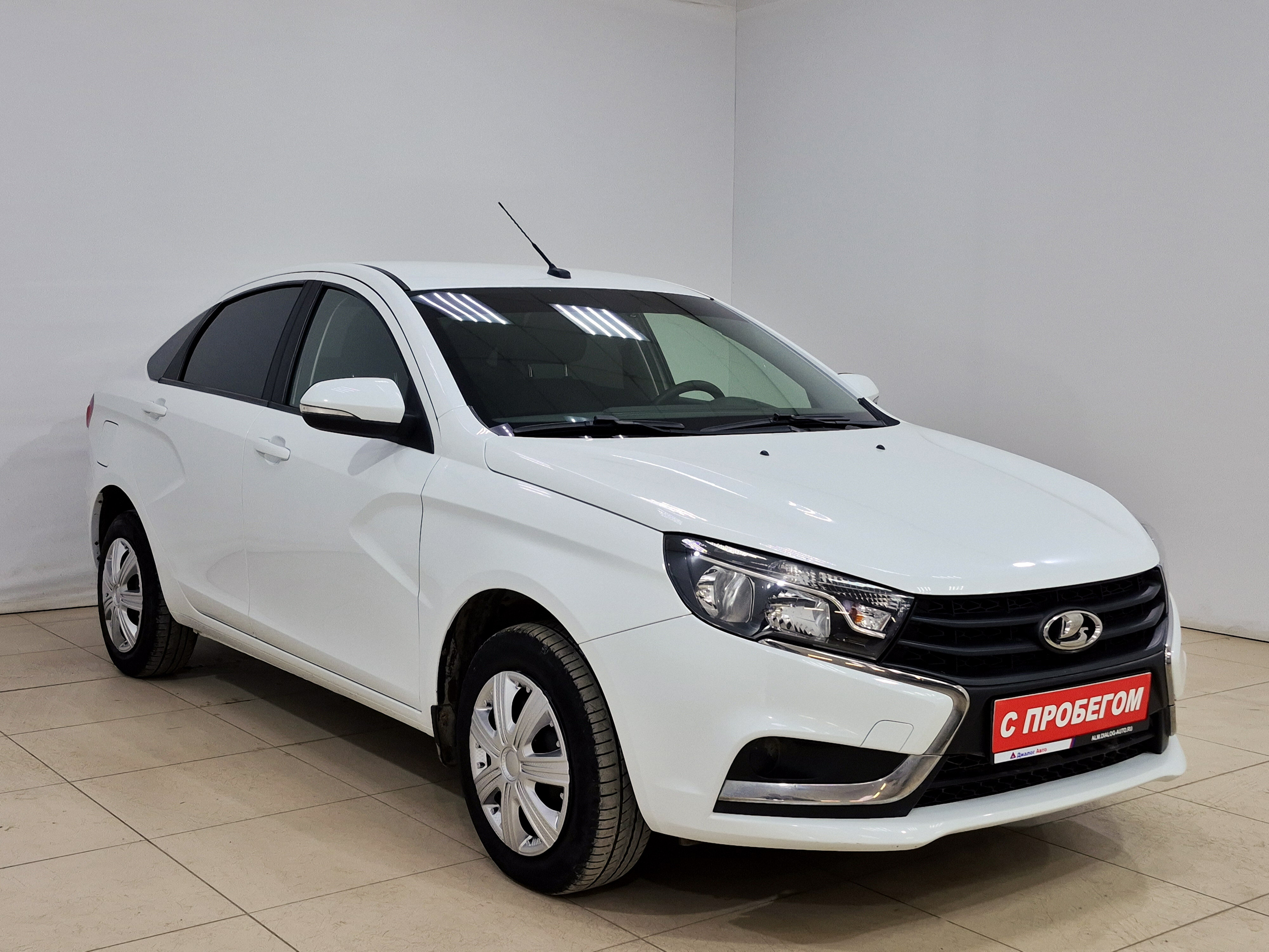 Lada (ВАЗ) Vesta Comfort, 2021 года, пробег 93873 км