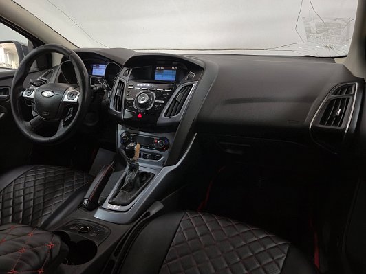 Ford Focus Titanium, 2011 года, пробег 311381 км