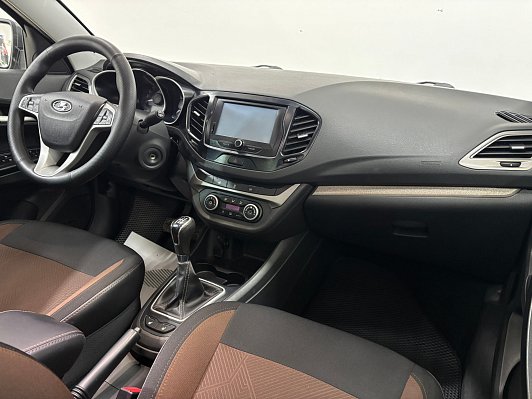 Lada (ВАЗ) Vesta Luxe Multimedia, 2019 года, пробег 111628 км