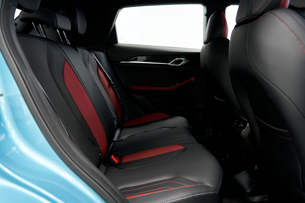 Geely Coolray Flagship, голубой