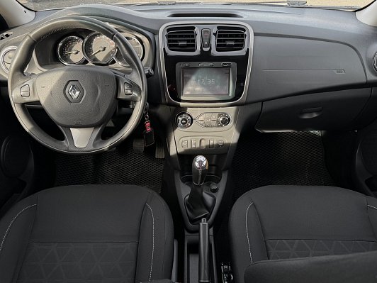 Renault Sandero, 2015 года, пробег 154950 км
